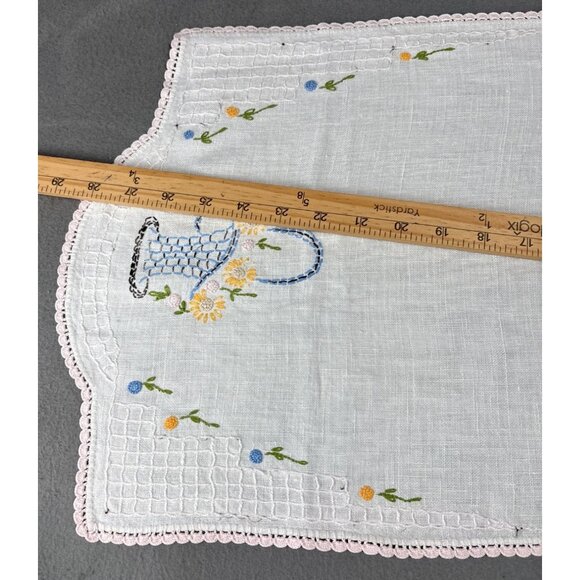 Hand-Embroidered Table Linens Floral Basket & Lace Trim Set 3 Vintage - Picture 8 of 14